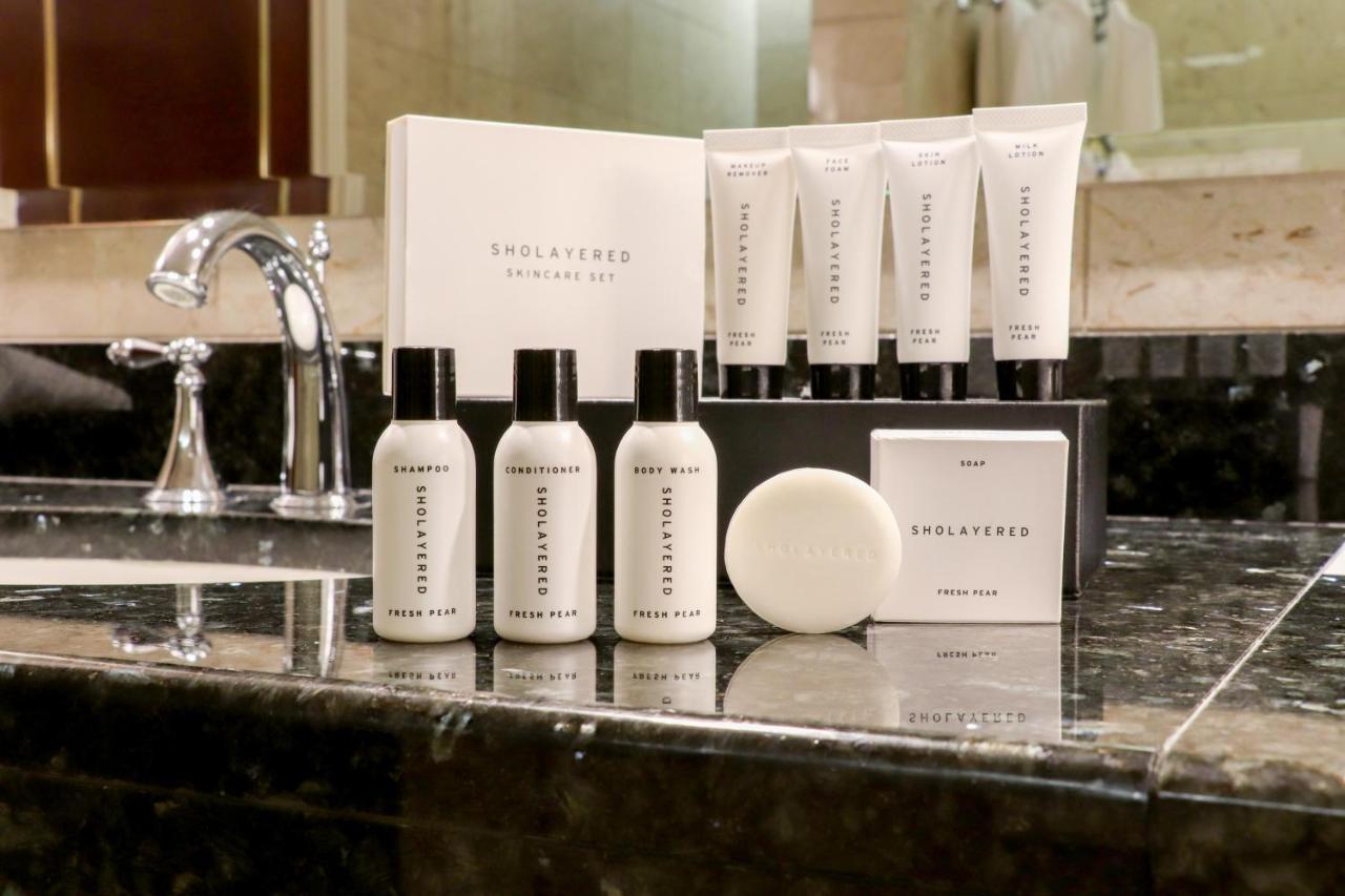 Premier Hotel -Tsubaki- Sapporo Exterior photo A selection of the amenities provided by the hotel