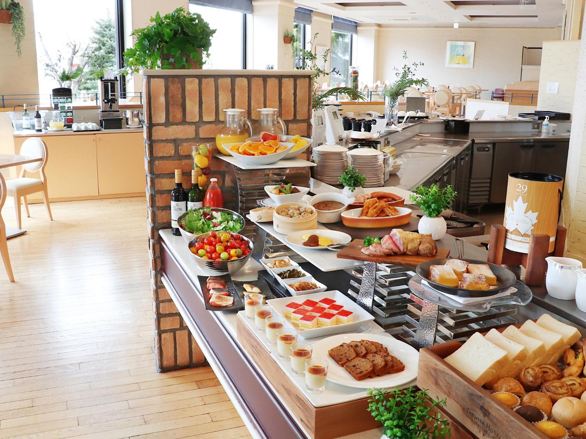 Premier Hotel -Tsubaki- Sapporo Exterior photo A buffet at a hotel