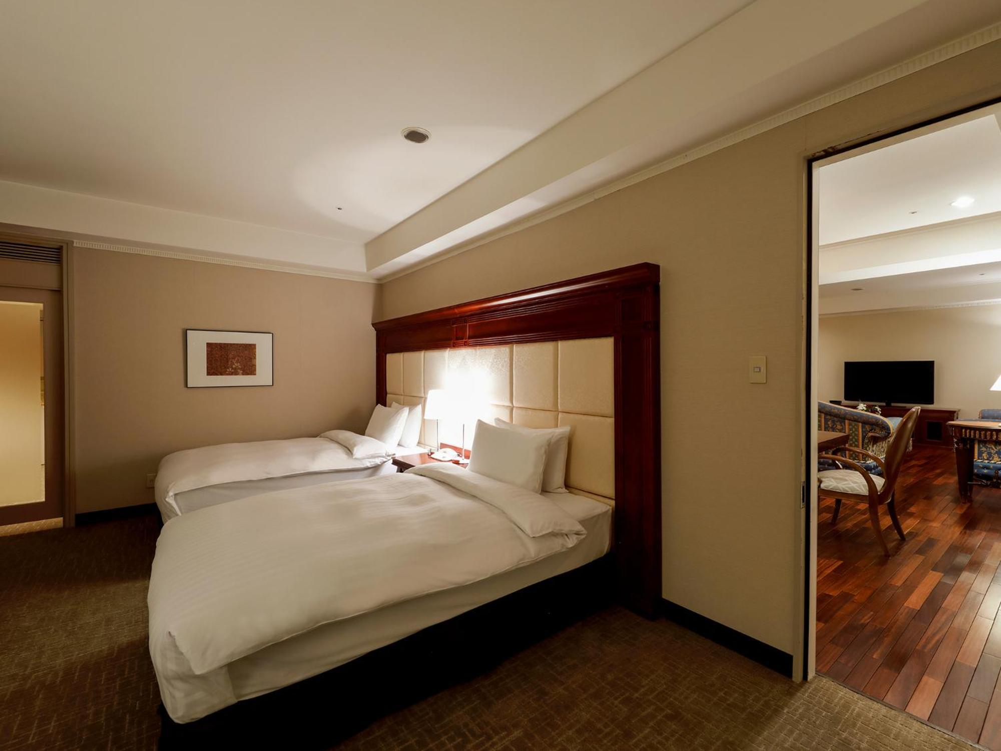 Premier Hotel -Tsubaki- Sapporo Exterior photo A bedroom in a hotel