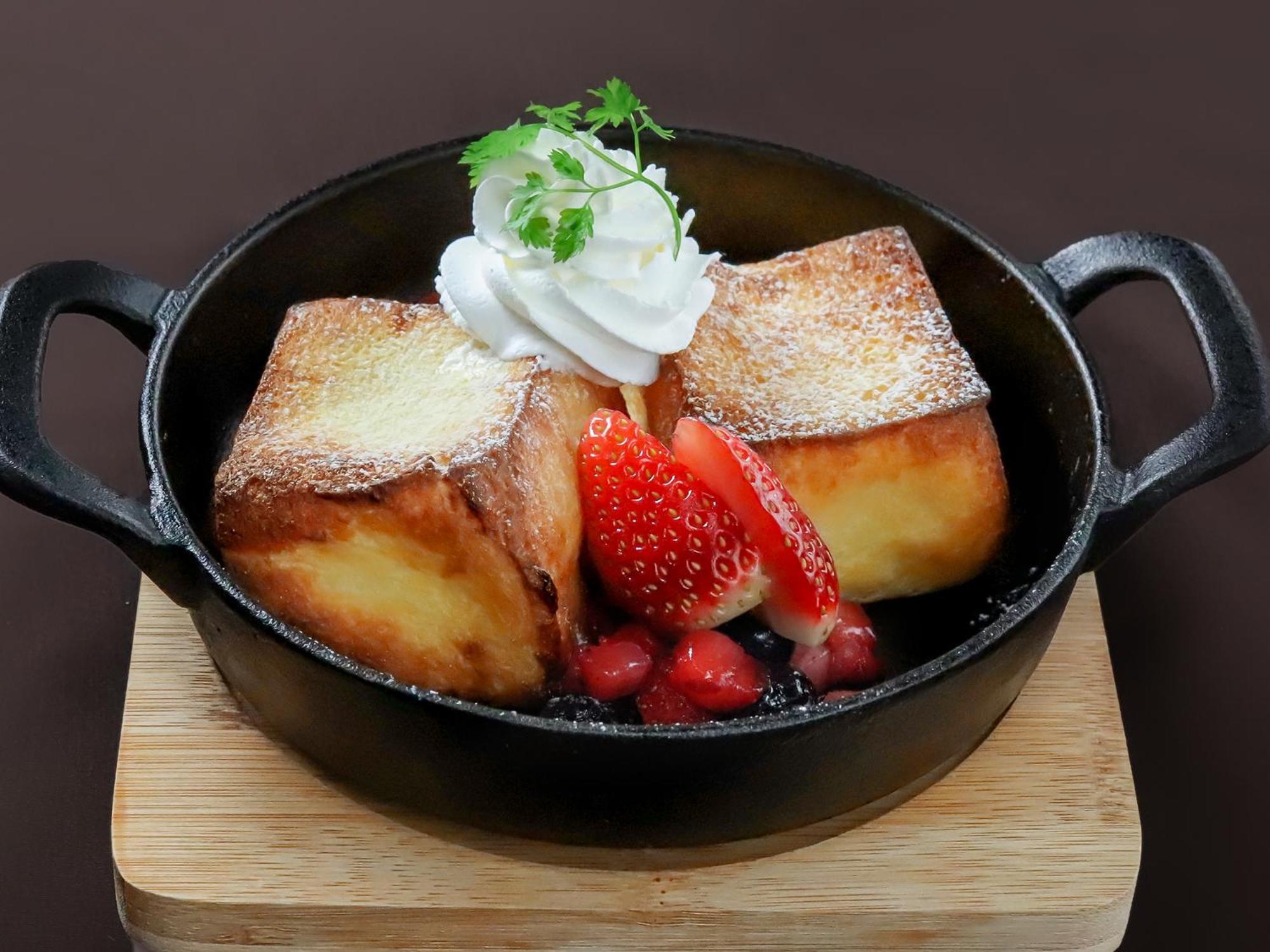 Premier Hotel -Tsubaki- Sapporo Exterior photo French toast